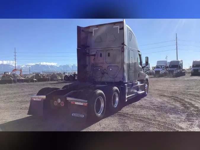 2023 Freightliner Cascadia