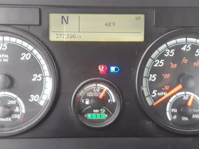 2018 FREIGHTLINER/MERCEDES CASCADIA 125