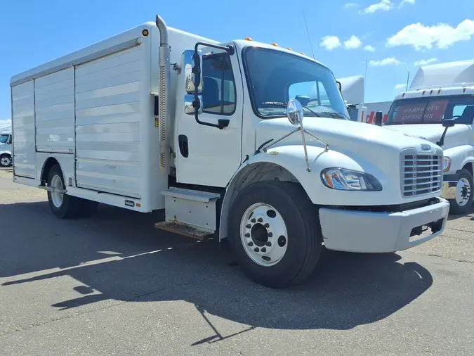 2016 FREIGHTLINER/MERCEDES M2 106