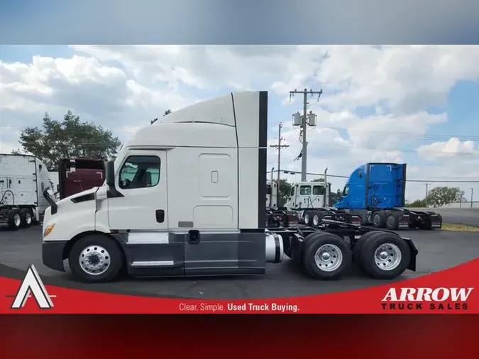 2021 FREIGHTLINER CA116