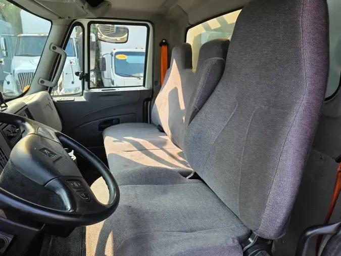 2019 NAVISTAR INTERNATIONAL 4300