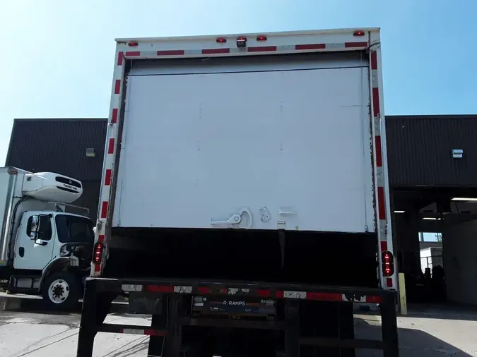 2019 FREIGHTLINER M2 106