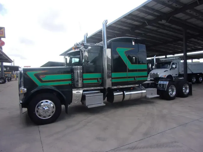 2022 Peterbilt 3891dbff91fccd11281b4dd9ea7c0e90338