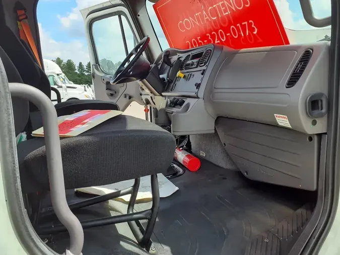 2020 FREIGHTLINER M2 106