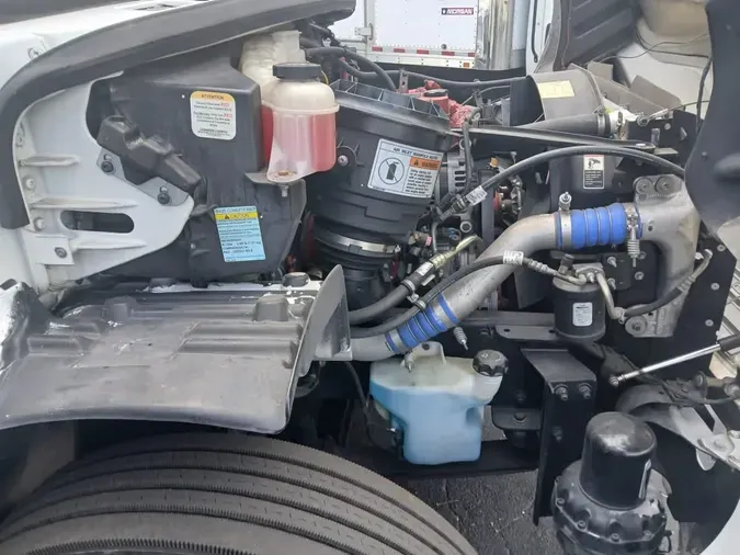 2016 FREIGHTLINER/MERCEDES M2 106