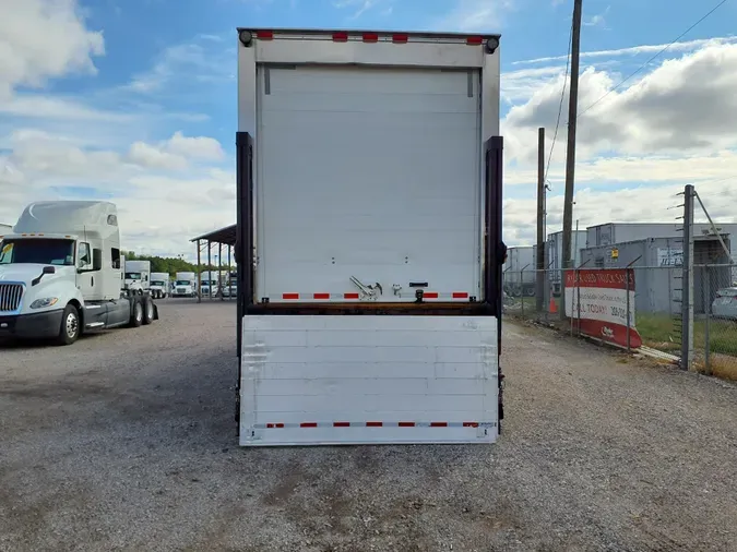 2017 FREIGHTLINER/MERCEDES M2 106