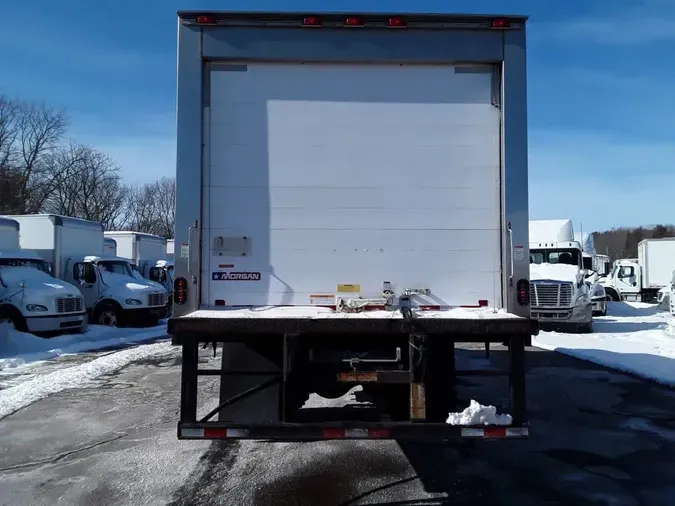 2018 FREIGHTLINER/MERCEDES M2 106