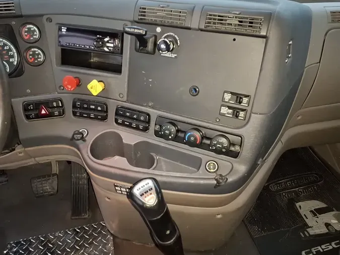 2019 FREIGHTLINER/MERCEDES CASCADIA 125