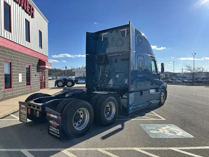 2022 Freightliner Cascadia&reg;