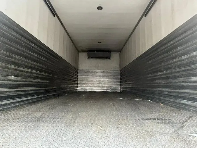 2016 HINO 338 Reefer