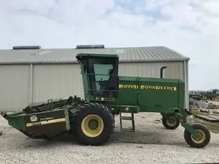 1999 John Deere 4890