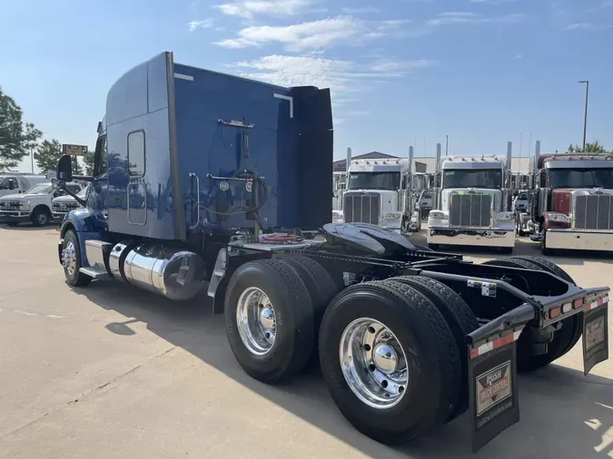 2022 Peterbilt 579