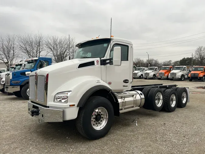 2025 Kenworth T8801dd7fcbdd9247a9dfd2ce0c7b5cbdeea