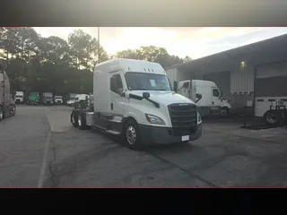 2021 Freightliner Cascadia 126