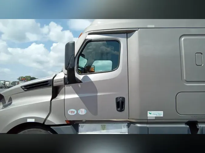 2025 Freightliner Cascadia 1261dda981020b3cae20ae9f3f8508cf369