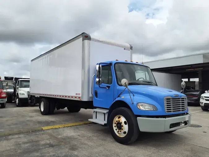 2020 FREIGHTLINER/MERCEDES M2 106