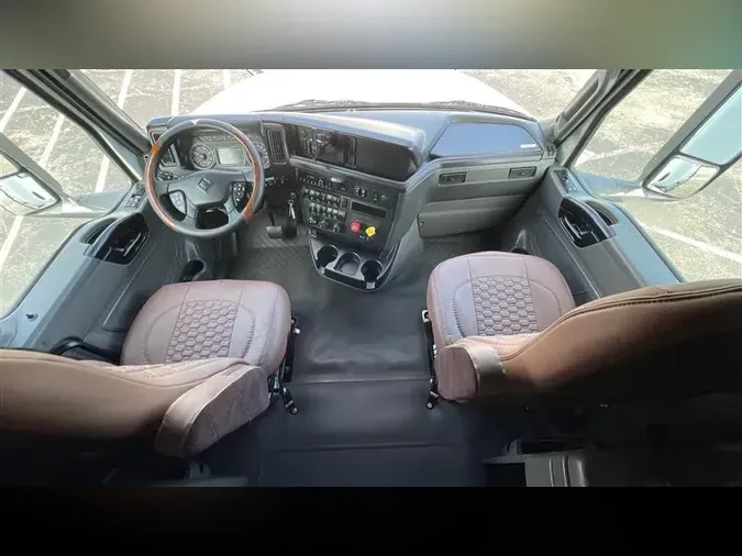 2022 INTERNATIONAL LT625