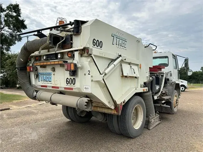 2007 FREIGHTLINER FC80