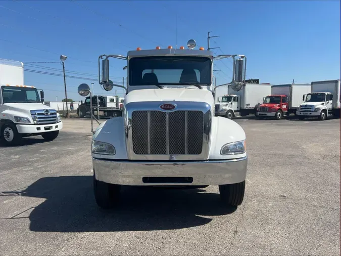 2020 Peterbilt 337