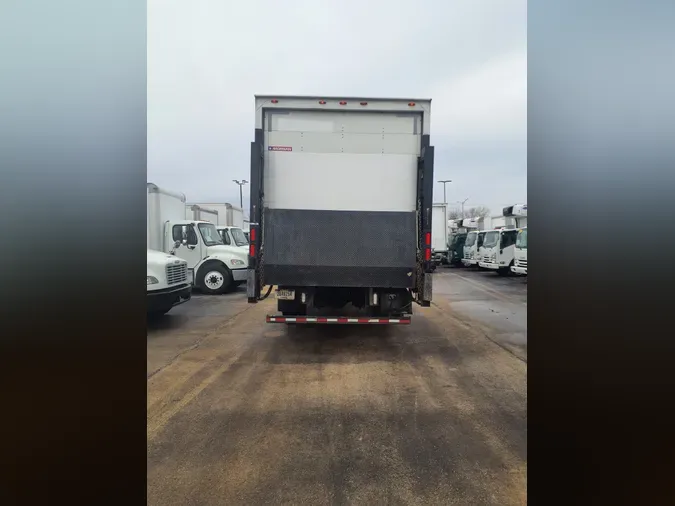 2018 FREIGHTLINER/MERCEDES M2 106