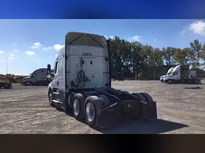 2022 Freightliner Cascadia 126