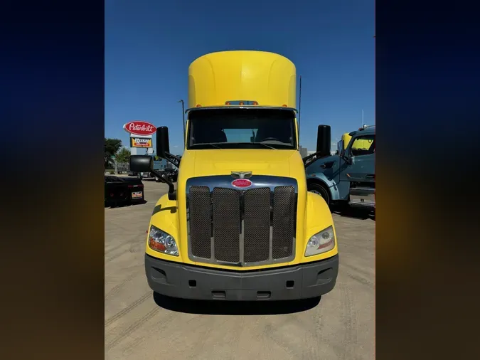 2021 Peterbilt 579