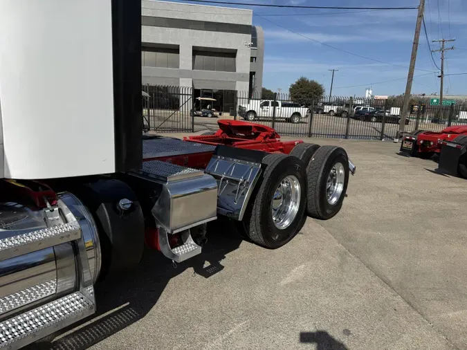 2024 Peterbilt 567