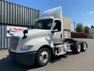 2019 NAVISTAR INTERNATIONAL LT625 DAYCAB T/A