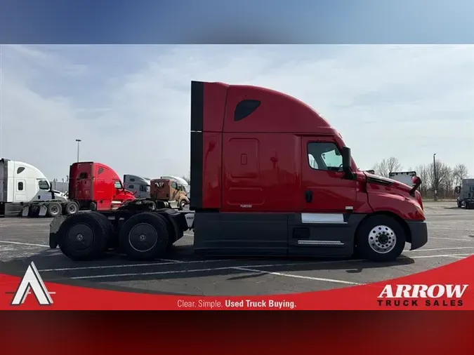 2023 FREIGHTLINER CA126