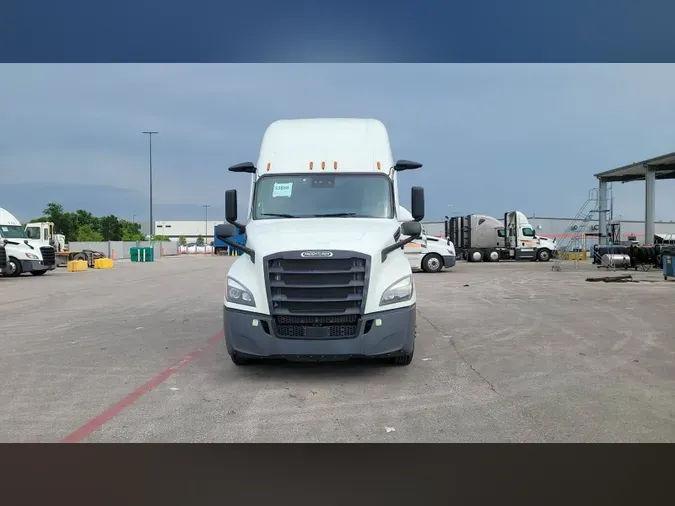 2023 Freightliner Cascadia 126
