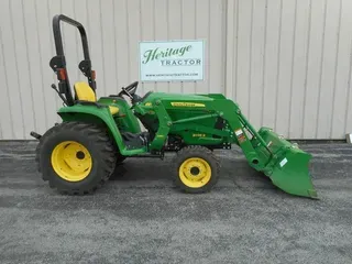 2016 John Deere 3038E