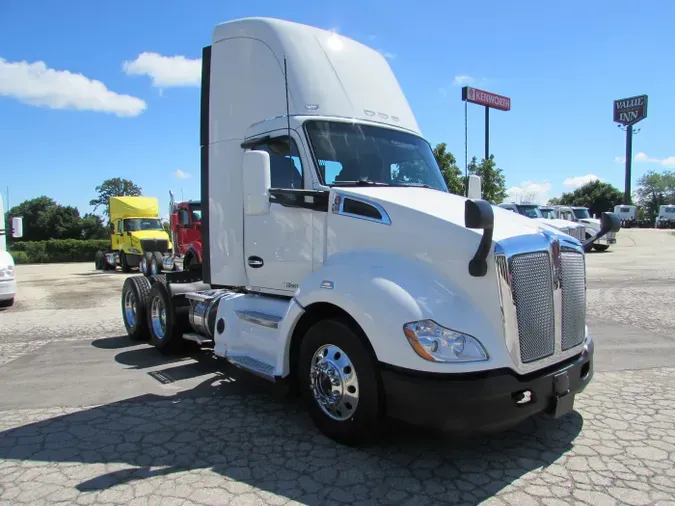 2022 Kenworth T680