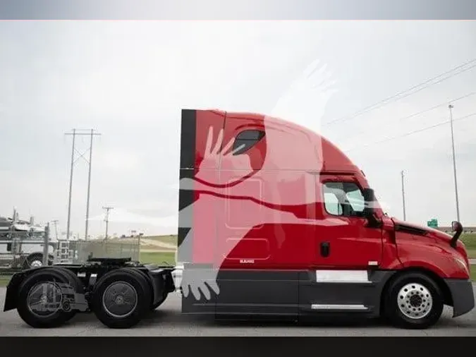 2021 FREIGHTLINER CASCADIA 126