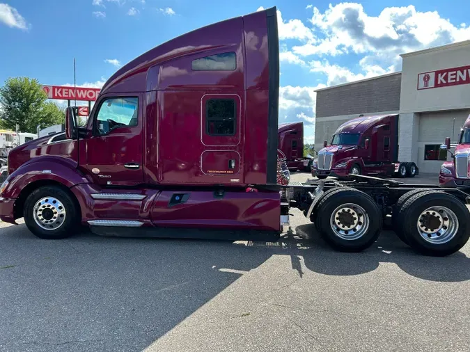 2022 Kenworth T680