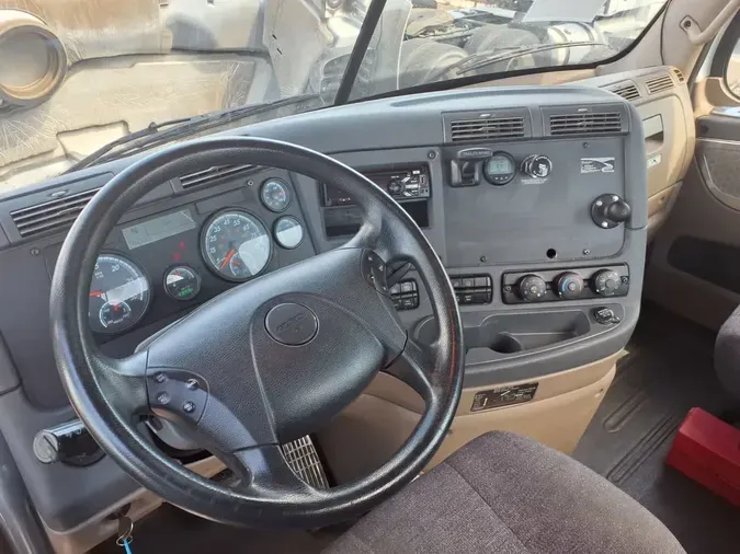 2019 FREIGHTLINER/MERCEDES CASCADIA 113