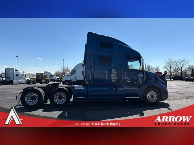 2023 VOLVO VNL760