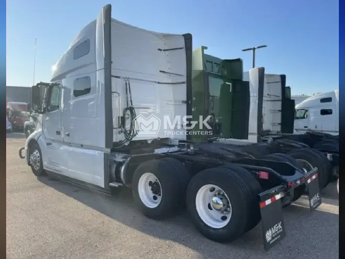 2024 VOLVO VNL64T760