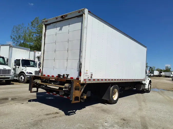 2016 FREIGHTLINER/MERCEDES M2 106