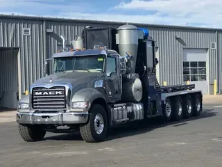 2019 MACK GR86F