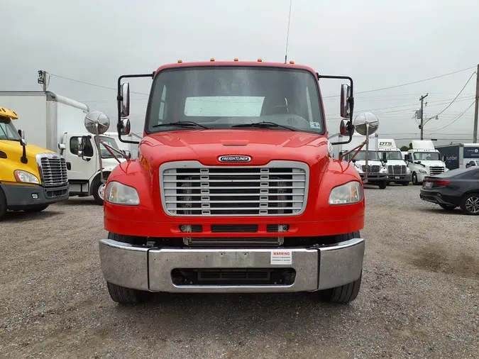 2016 FREIGHTLINER/MERCEDES M2 106