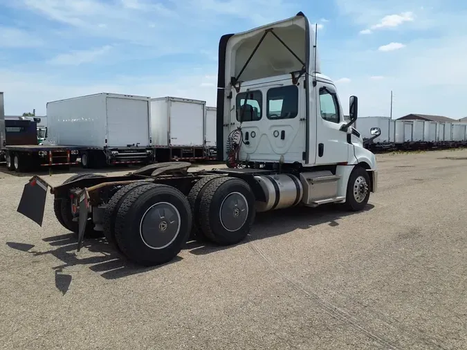 2020 FREIGHTLINER/MERCEDES NEW CASCADIA PX126641e0682e68b468e75c19241054234c1f4