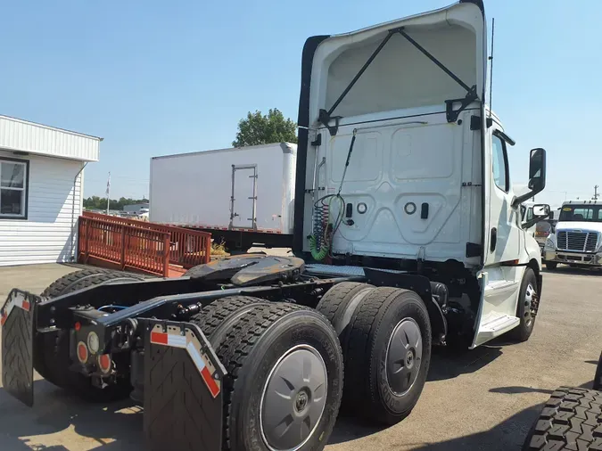 2019 FREIGHTLINER/MERCEDES NEW CASCADIA PX12664