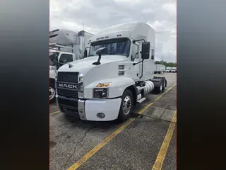 2020 MACK TRUCKS, INC. ANTHEM 64T
