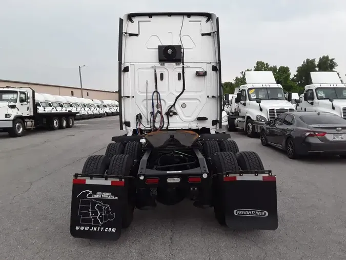 2019 FREIGHTLINER CASCADIA