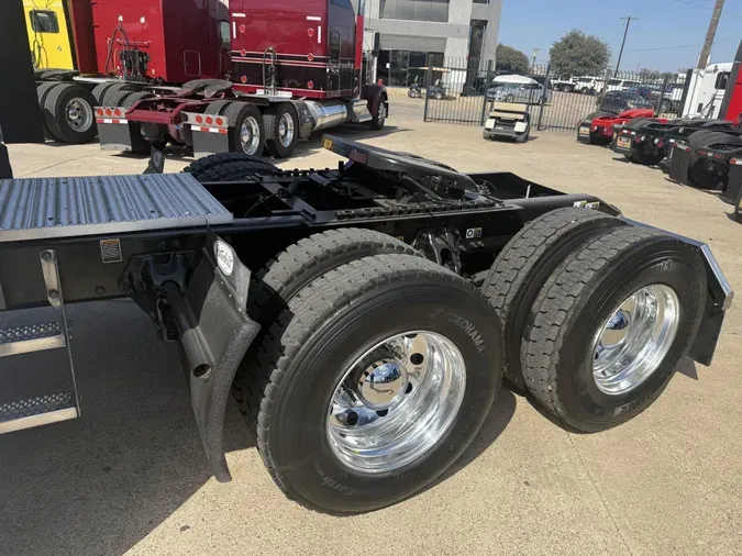 2024 Peterbilt 579