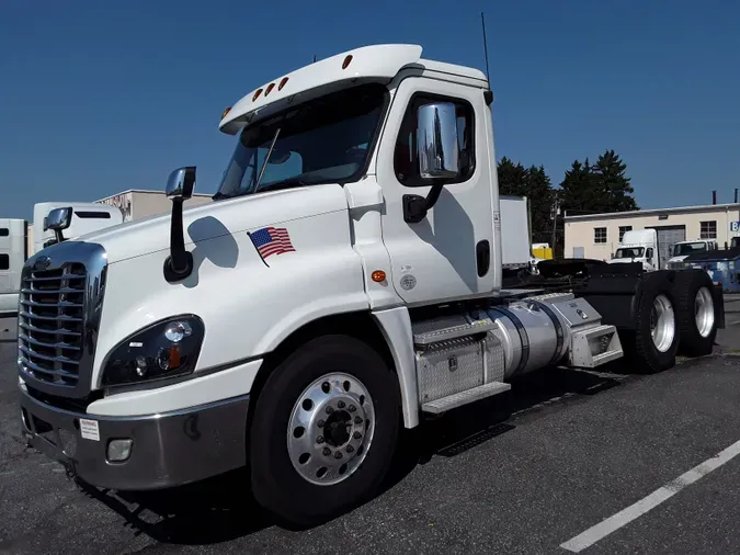 2018 FREIGHTLINER/MERCEDES CASCADIA 125