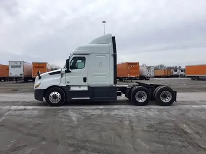 2020 Freightliner Cascadia