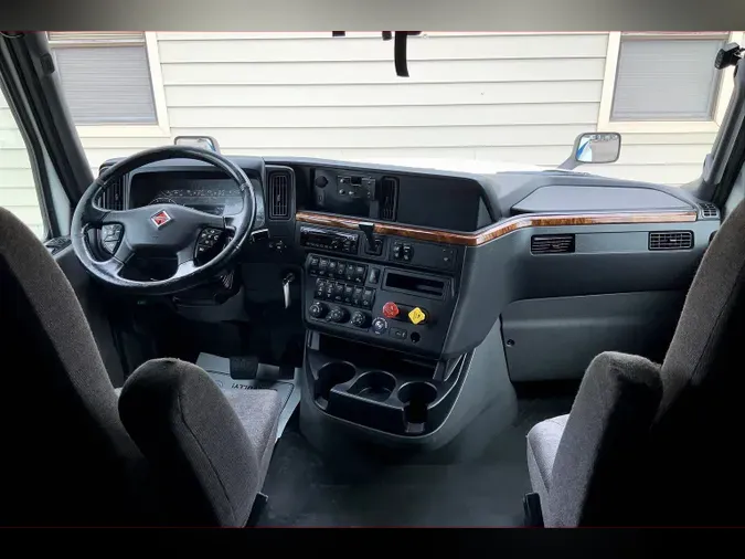 2021 INT LT625 6x4