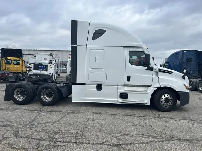 2023 Freightliner Cascadia&reg;