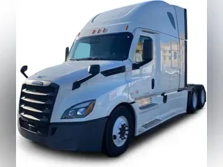 2020 Freightliner Cascadia